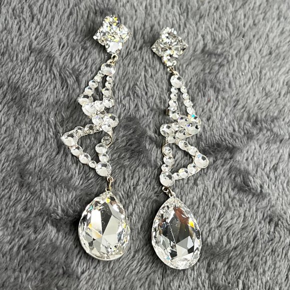 Rhinestone Dangle Earrings Prom Wedding Homecoming Event Lightweight Pierced - Picture 3 of 6
